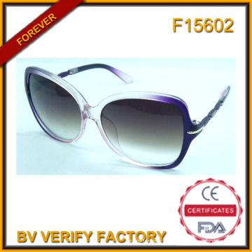 F15602 Nouveau Design haute qualité femmes lunettes de soleil UV400 rencontrer CE